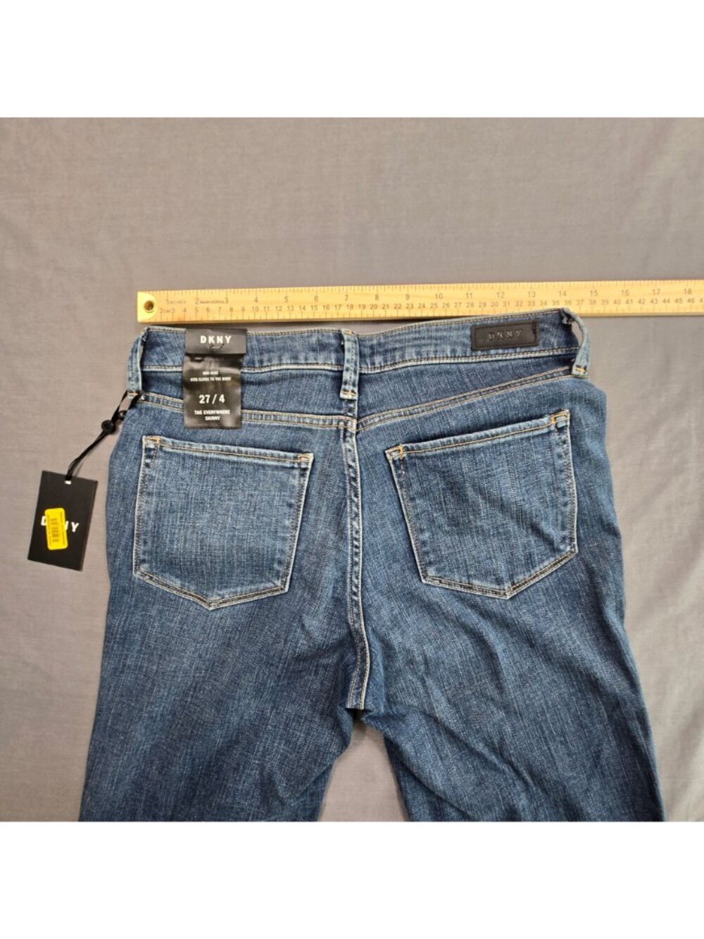 DKNY Womens Everywhere Skinny Jeans Size 27 Blue Denim Mid-Rise Stretch NEW - Picture 6 of 6